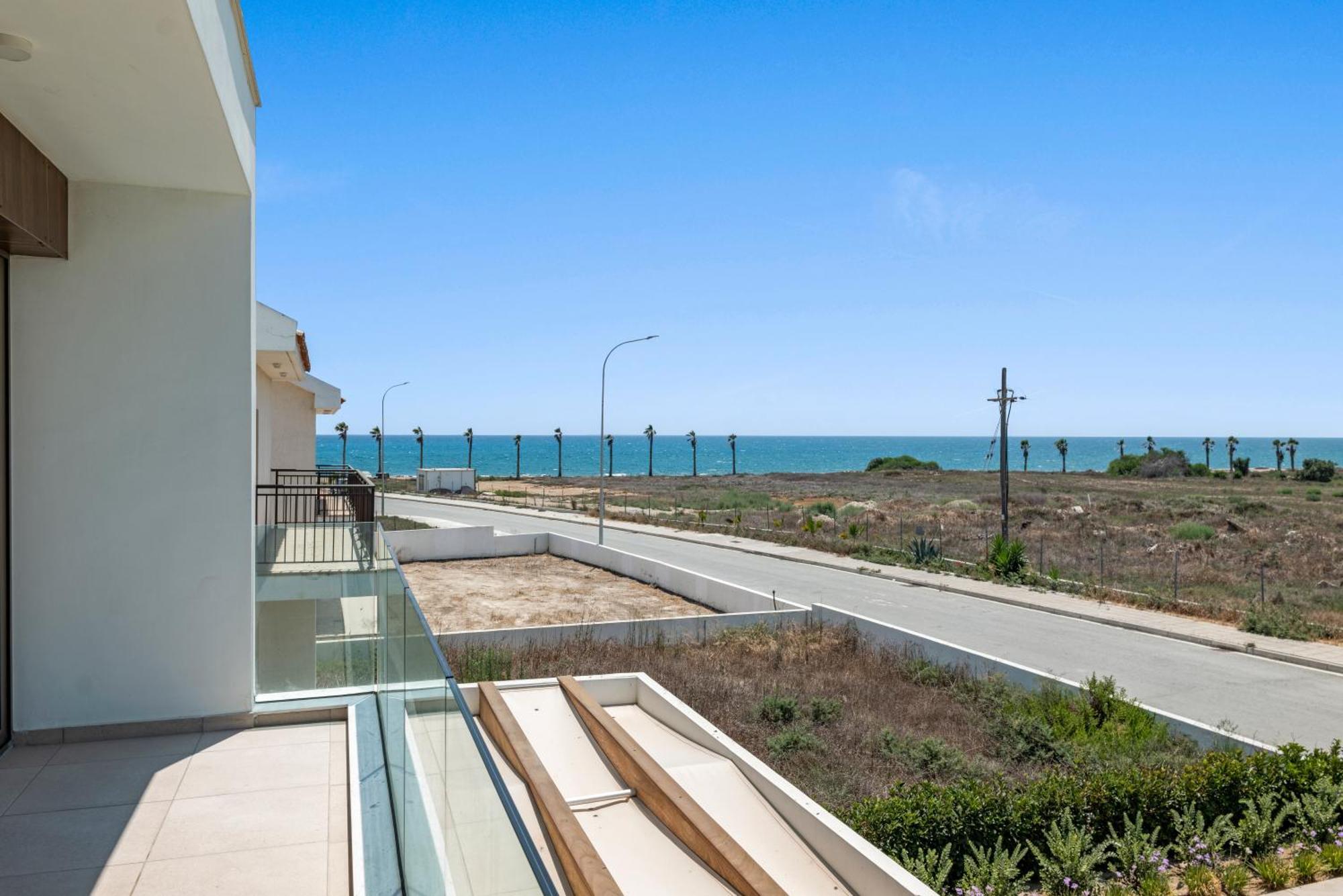 Villa Serenity Waves 16 Larnaca