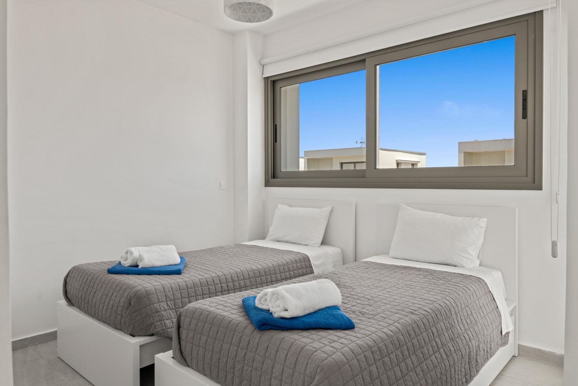 Serenity Waves 16 Villa Larnaca